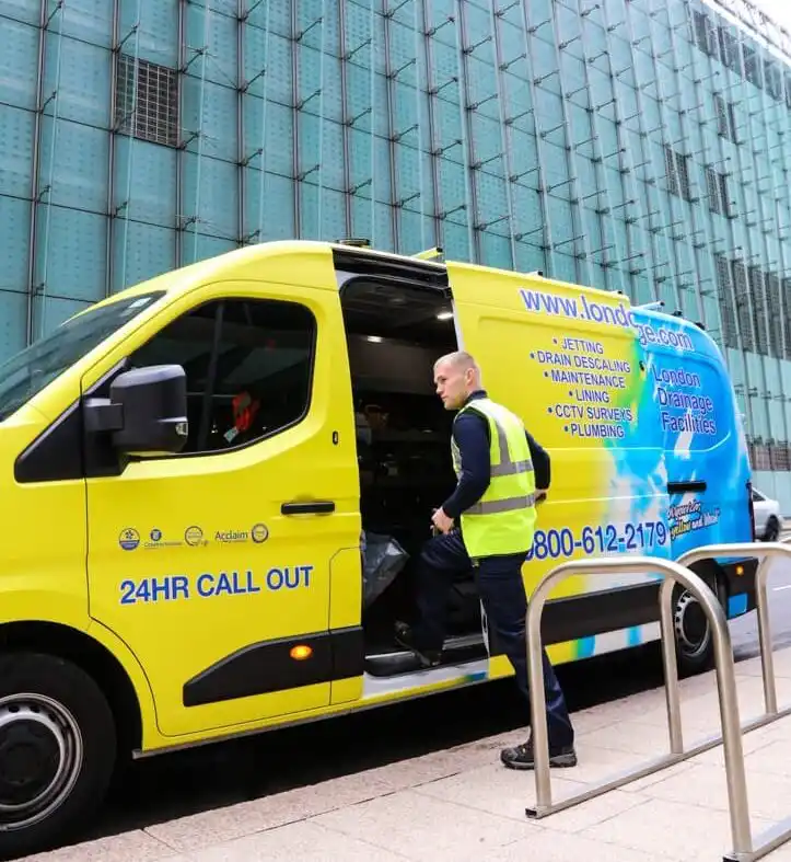 Drainage and plumbing experts London